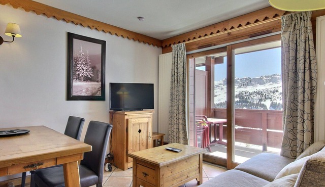 Apartment with pool access and parking included, Plagne Aime 2000