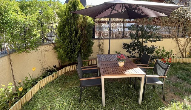 Apartment with private garden