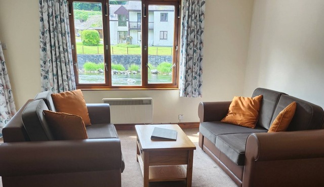 Apartment with river view- Sleeps 4