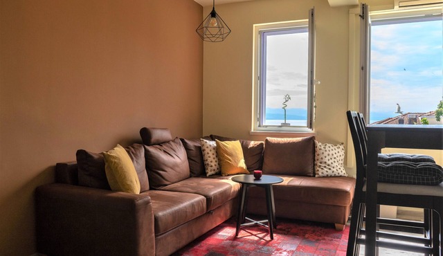Apartment with sea view