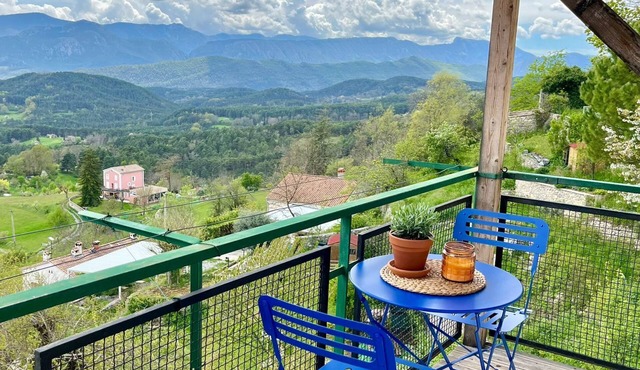 Apartment with splendid panorama