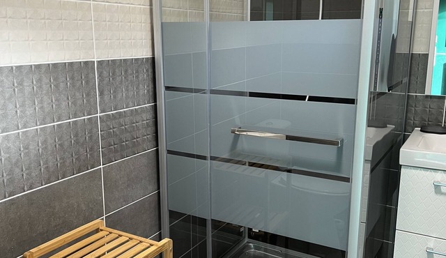 Apartment with swimming pool on the heights of Honfleur