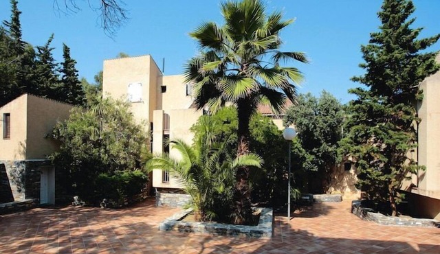 Apartment with terrace or balcony