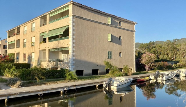 Apartment with Terrace, Garden and Parking