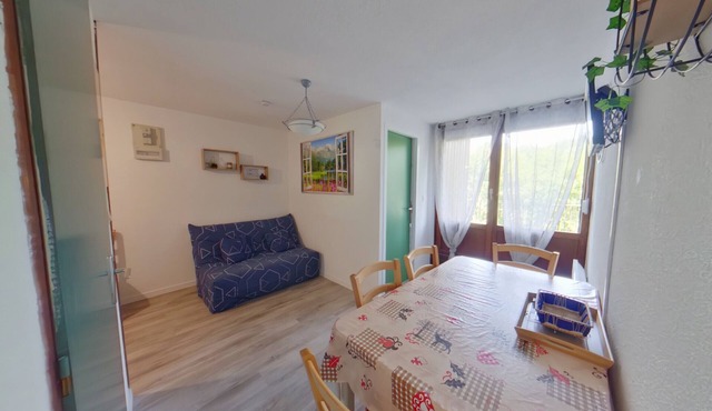 Apartment with Terrace in Les Rousses, 500m from Center, 4 Pax