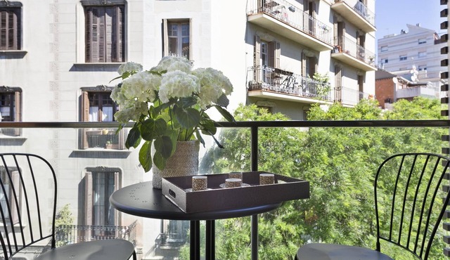 Apartment with Terrace 3 rooms in the center in with parking - Free WiFi