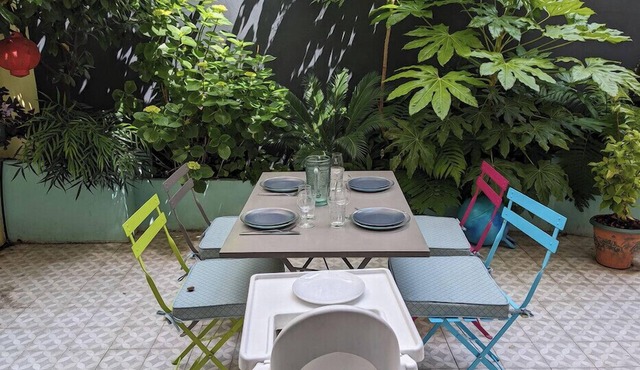 Apartment with terrace close to transport