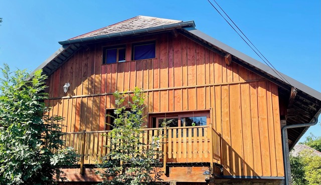 Apartment with terrace and mountain views, in the heart of the Massif des Bauges