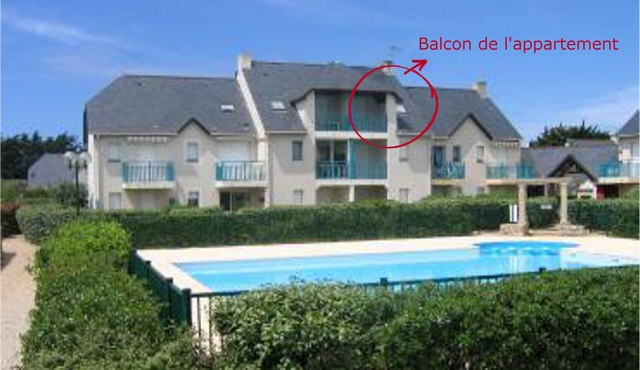 Apartment With View Of Swimming Pool