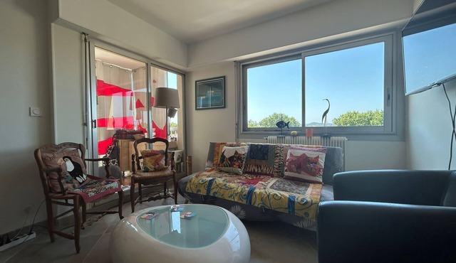 Apartment with view, quiet and comfort in Narbonne