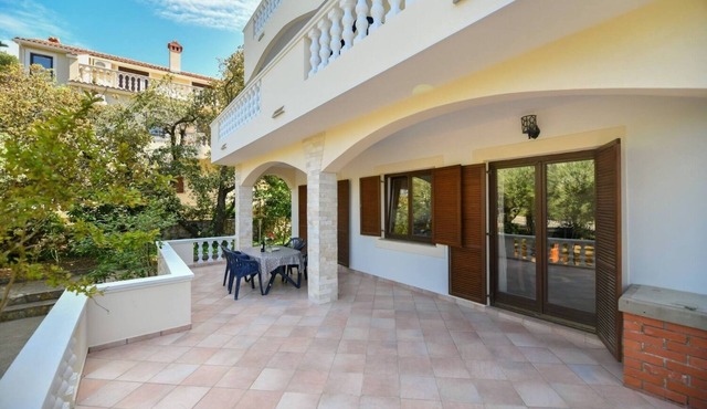 Apartment Zlatko - 100m from the sea A1(4) - Muline, Island Ugljan, Croatia