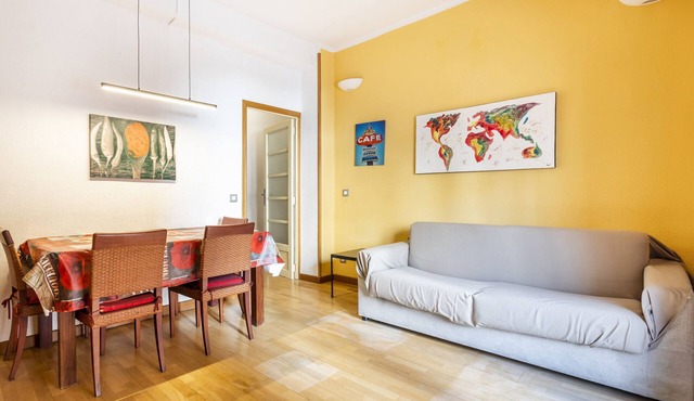 Apartment 'Zona Doctor Peset' with Private Terrace, Wi-Fi and Air Conditioning