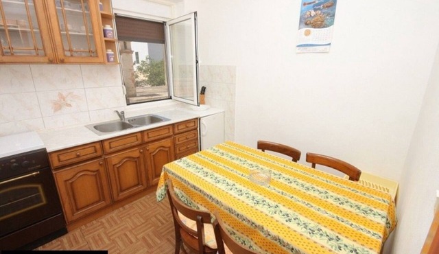 Apartment Zvone (10708-A2) - Veli Rat (Dugi otok)