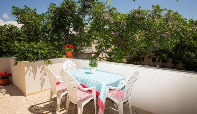 Apartments Ana (10596-A2) - Vlasici - island Pag