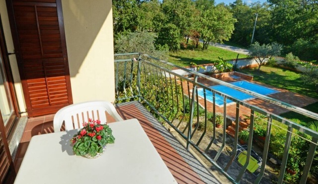 Apartments Albina Valiza (79179-A3) - Umag