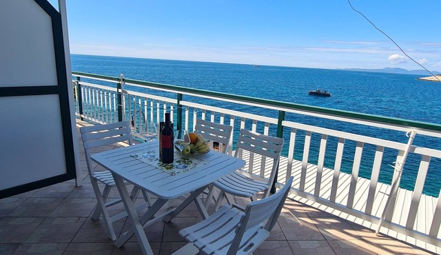 Apartments Ana i Ante (95131-A1) - Milna - island Hvar