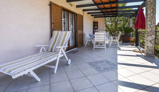 Apartments and Room Novokmet (27291-A2) - Rogoznica