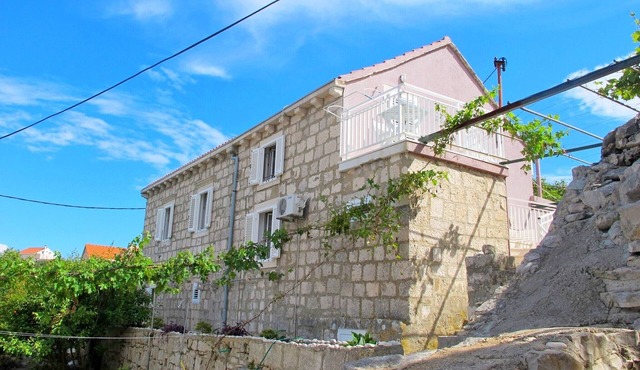 Apartments and rooms Antun, (13051), Lumbarda, hr