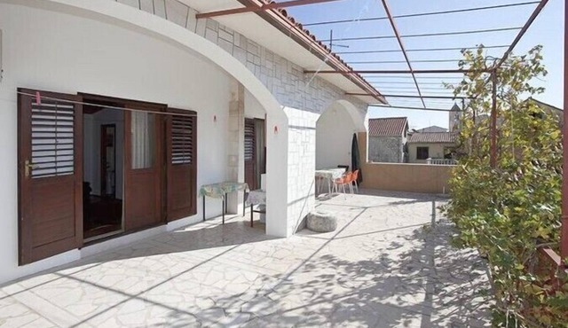 Apartments and rooms Zdravka, (11030), Baška Voda, hr