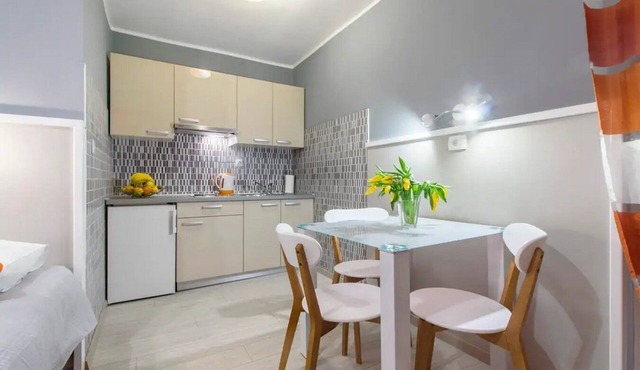 Apartments and Rooms Villa Marija (99551-A3) - Skradin