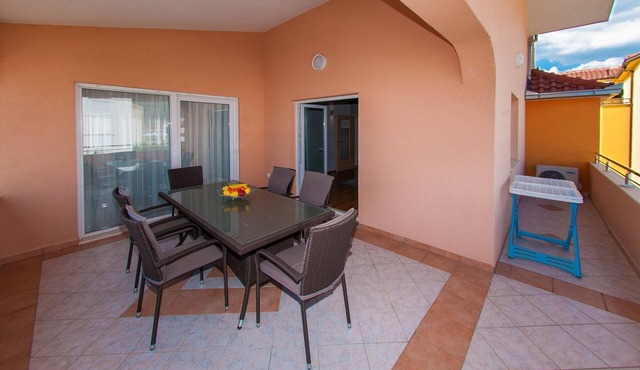 Apartments Anita-Luxury Three Bedroom Apartment with Terrace