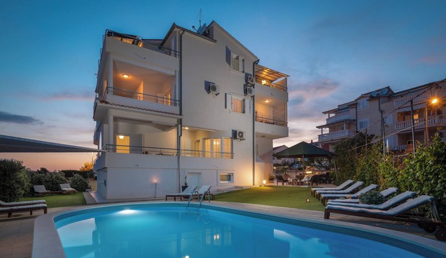 Apartments Arausa with Pool