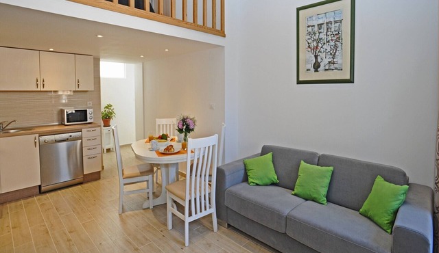 Apartments Atento - Comfort Studio Apartment (Lea)