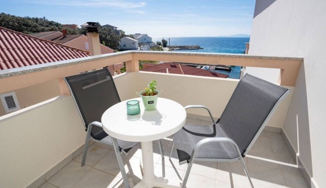 Apartments Beachfront Jakišnica (122481-A3) - Jakisnica