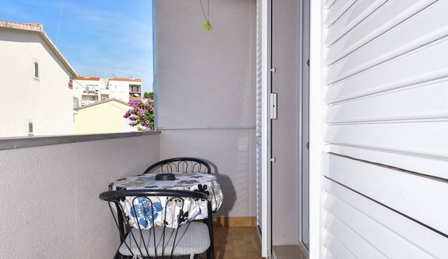 Apartments Bernarda (66331-A4) - Makarska