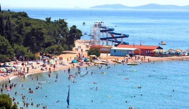 Apartments Božena, (15370), Biograd, hr