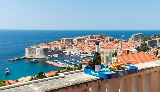 Apartments Bonavista - Superior Two Bedroom Apartment with Balcony and Sea View (A1)