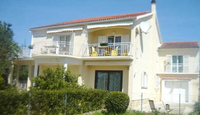 Apartments Boris, (14578), Sukošan, hr