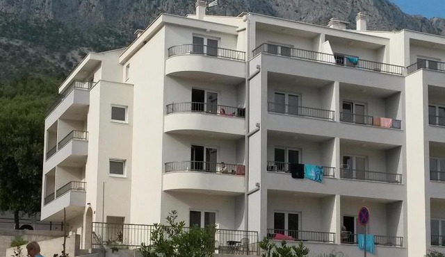 Apartments Bota