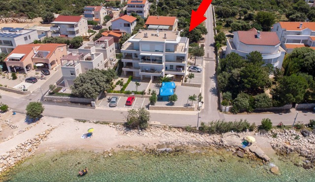 Apartments Branimir (58312-A1) - Mandre - island Pag
