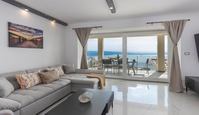 Apartments Bregha - Three Bedroom Apartment with Sea View