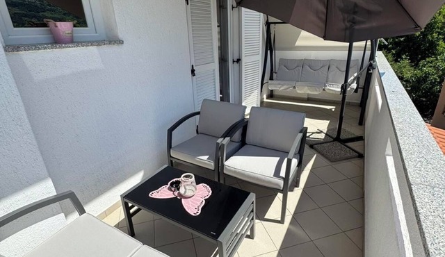 Apartments Bruno (17151-A2) - Baska - island Krk