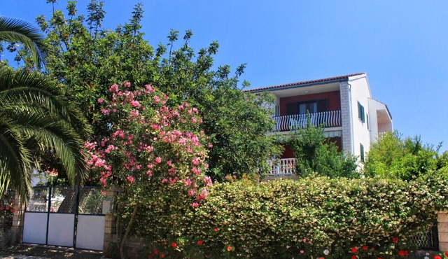 Apartments by the sea Loviste, Peljesac - 10182