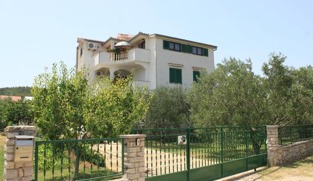 Apartments by the sea Nevidjane, Pasman - 8273