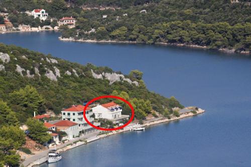 Apartments by the sea Pasadur - Lastovo - 8386