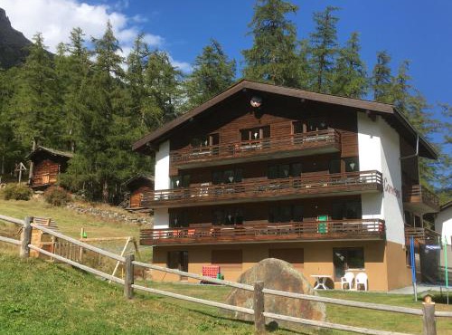 Apartments Carmena