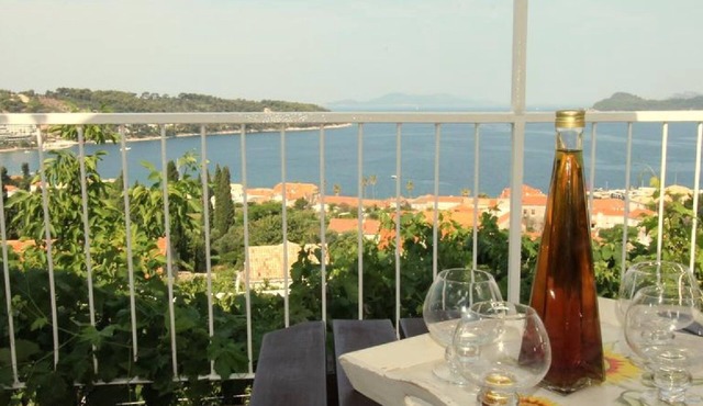 Apartments Cervelin - Two-Bedroom Apartment with Terrace and Sea View