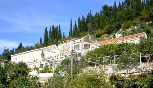Apartments Cervelin - Two-Bedroom Apartment with Two Terraces and Sea View