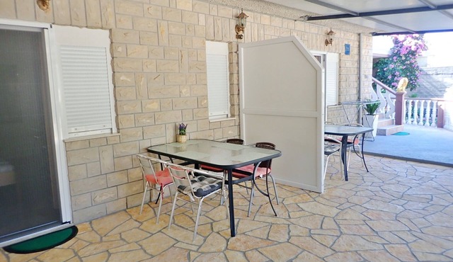 Apartments Cvitko (11372-A2) - Tribanj-Kruscica