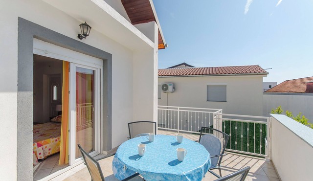 Apartments Danica (61471-A1) - Pirovac