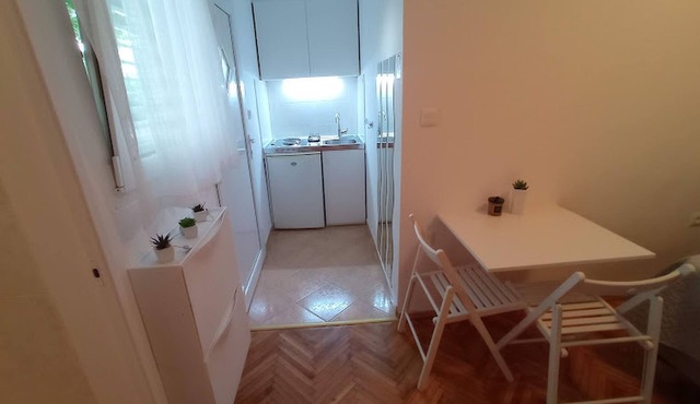 Apartments Dariana (116321-A2) - Makarska