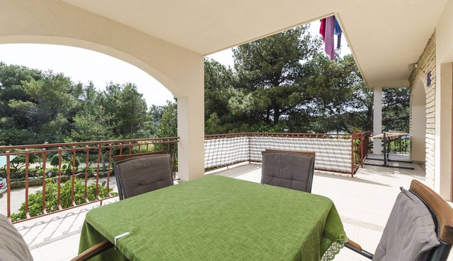Apartments Davor (21221-A2) - Jadrtovac