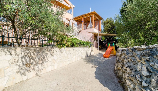 Apartments Donita - Standard Two Bedroom Apartment with Balcony and Sea View