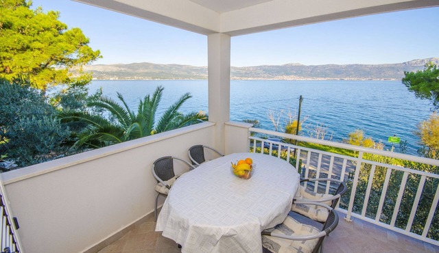 Apartments Dragica (41091-A1) - Slatine (Ciovo)