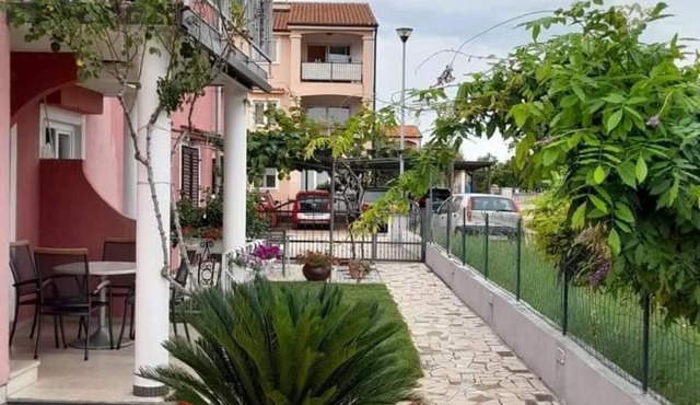 Apartments Dragica