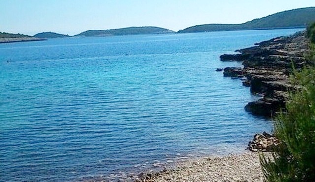 Apartments Elena, (3328), Rukavac, Croatia